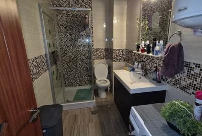 Casă individuală cu 4 camere cu Canalizare în Central - 3