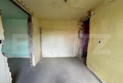 Casă cu 4 camere cu Teren 244 Mp în Central