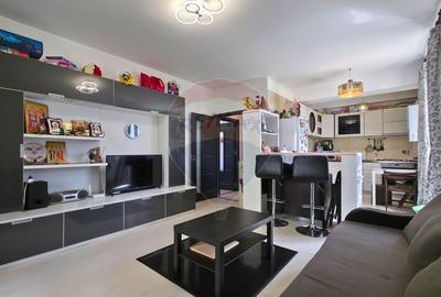 Apartament cu 3 camere semidecomandat, mobilat în 1 Decembrie - 2