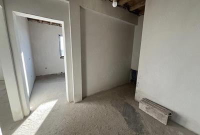 Casă cu Teren 250 Mp în Central - 9