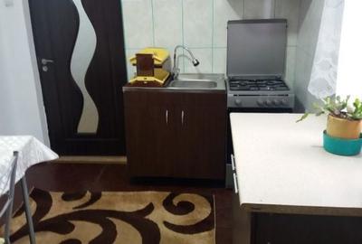 Casă cu 4 camere în Central - 1