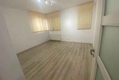 Inchiriez Apartament cu 2 camere - 5