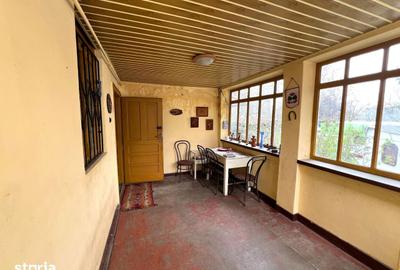 Casă cu 3 camere cu Teren 385 Mp în Titulescu - 16