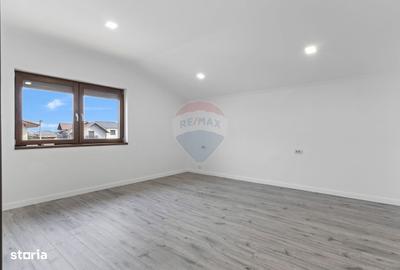 Casă cu 4 camere în Sânleani - 4