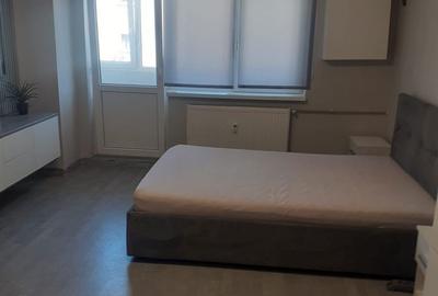Garsonieră decomandată în Vitan