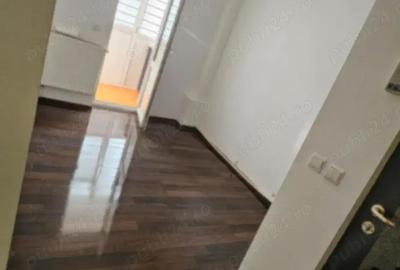 Apartament cu 3 camere semidecomandat în Crișan - 10