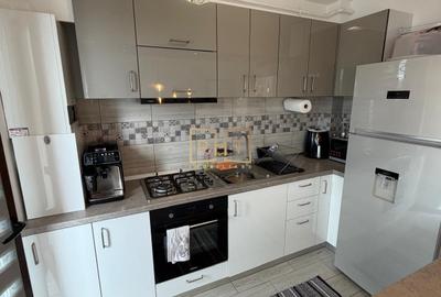 Apartament cu 3 camere semidecomandat, mobilat în Florești - 2