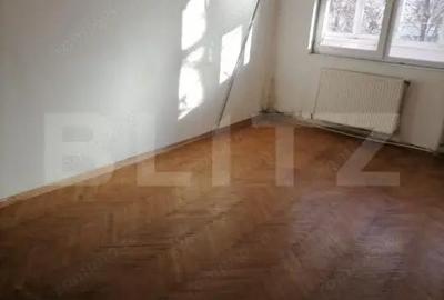 Apartament cu 2 camere decomandat în Micro 1 - 3