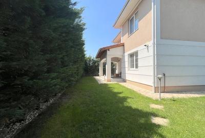 Duplex cu 5 camere în Dumbrăvița