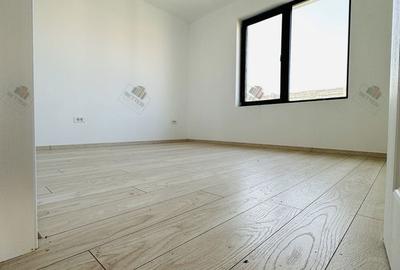 Casă cu 3 camere cu Teren 250 Mp în Berceni