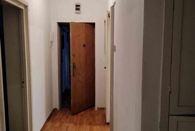 Apartament cu 3 camere decomandat în Central - 6