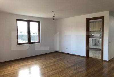 Casa spatioasa, 5 camere, teren 900mp, in Sanpetru