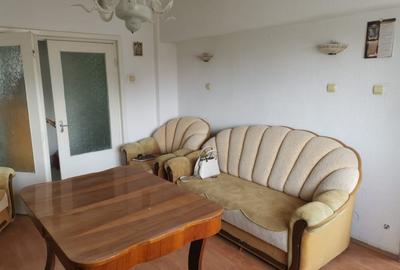 Apartament 3 camere, decomandat, 75mp, Brazda lui Novac , vedere bilaterala