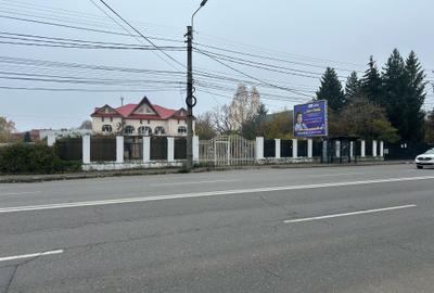 Casă cu 12 camere cu Canalizare în Albert - 1