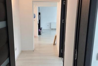 Apartament cu 3 camere decomandat în Central - 9