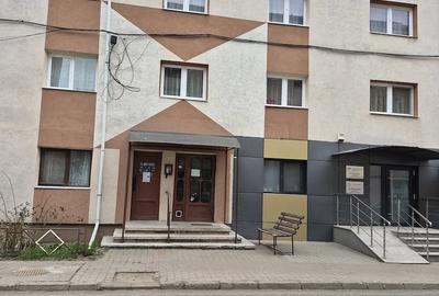 Apartament cu 3 camere decomandat în Central - 6