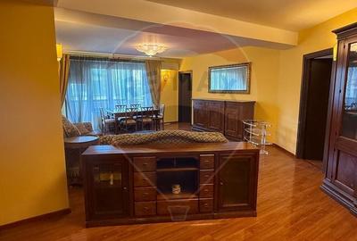 Apartament cu 4 camere semidecomandat, mobilat în Nordului - 9