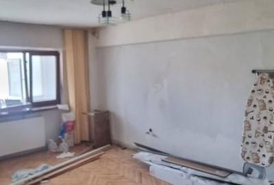 Apartament cu 4 camere decomandat în Exterior Vest - 8