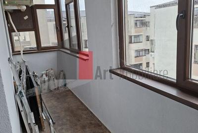 Apartament cu 3 camere decomandat în Metalurgiei - 6