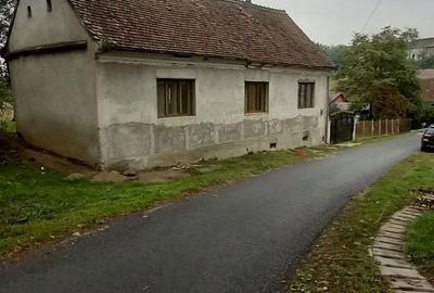 Casă cu 4 camere în Zăbrani - 2