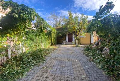 Casă interbelica de vanzare în zona Universitate - Armeneasca - Plantelor Casă interbelica de vanzare în zona Universitate - Armeneasca - Plantelor - 12