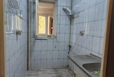 Apartament cu 3 camere semidecomandat în Giurgiului - 4