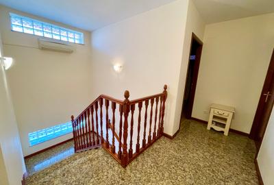 Duplex cu 4 camere cu Canalizare în Olteniței - 16