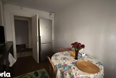 Apartament cu 3 camere decomandat, mobilat în Faleza Nord - 1