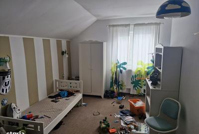 Casă cu 4 camere cu Teren 250 Mp în Tărtășești