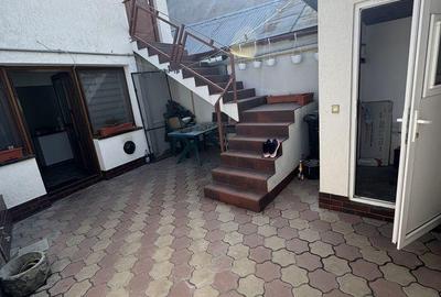 Casă cu 4 camere cu Teren 260 Mp în Central - 13