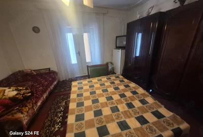 Casă cu Teren 719 Mp în Crivești (Vânători) - 12