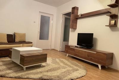 Apartament cu 2 camere semidecomandat, mobilat în Tineretului