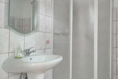 Casă individuală cu 3 camere cu Canalizare în Brașovul Vechi - 9