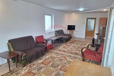 Apartament cu 3 camere de inchiriat in zona Centrul Istoric