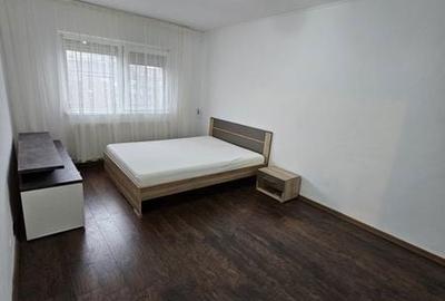 Apartament cu 2 camere decomandat în Decebal - 5