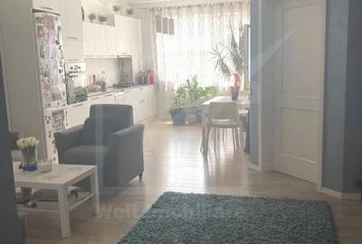 Apartament cu 2 camere semidecomandat, mobilat în Florești - 1