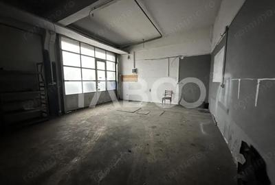 Spațiu comercial, de 49 mp, în Central - 3