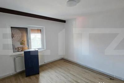 Apartament cu 2 camere decomandat în Rovine - 2