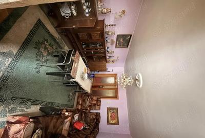 Apartament cu 4 camere decomandat în Mărăței