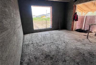 Casă cu 3 camere cu Teren 350 Mp în Ghiroda - 4