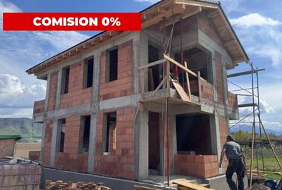 Casă individuală cu 4 camere cu Canalizare în Sud-Est - 1