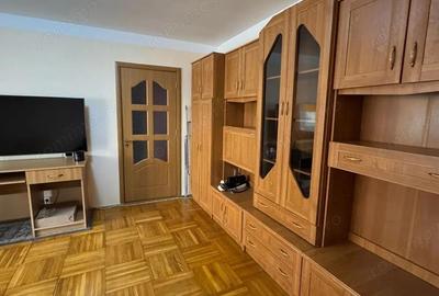 Inchiriez ap 2 camere 50 mp etaj 1 zona Girocului strada Cosminului cu CENTRALA PROPRIE - 2