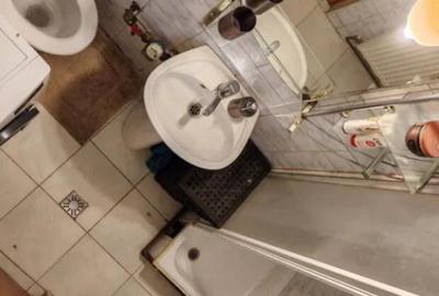 Camera de camin cu baie si bucatarie - zona Noua - 15