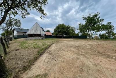 Loc casa , cu sura mare la munte in com Batrana Loc casa , cu sura mare la munte in com Batrana - 3