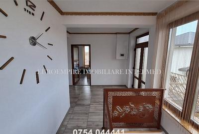 Vila+casa de vanzare in Constanta, zona Km 5 - 2