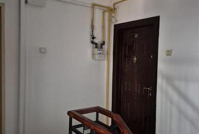 Apartament cu 2 camere decomandat în Olteniței - 13
