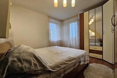 Apartament de inchiriat, 3 camere, structura mare, in bloc cu stalp, str. Grivit - 5