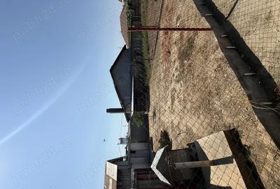 Vand Schimb casa in Romana - 2