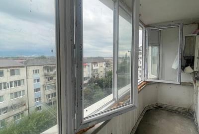 Apartament de 2 camere decomandat, 48 mp construiti, etaj 5, zona Garii - 7