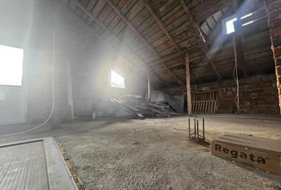 Casa spa?ioasa - Varianta Prundu Craiovei - 2